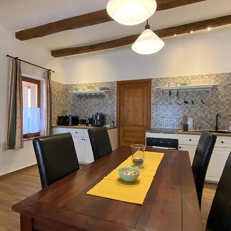 Pilis Lelke Vendeghaz Appartement *